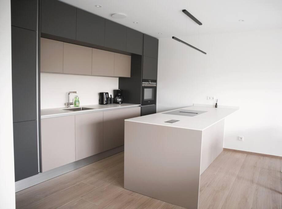 Beautiful Stylish 2Br Apartment In Kirchberg Luxembourg By Eksteriør billede